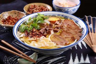 花溪牛肉粉黄色网站快活视频免费哪里可以学呢?特色米线黄色网站快活视频免费学校
