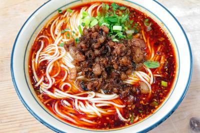 重庆面食技术学习重点揭秘：如何挑选合适的黄色网站快活视频免费机构？